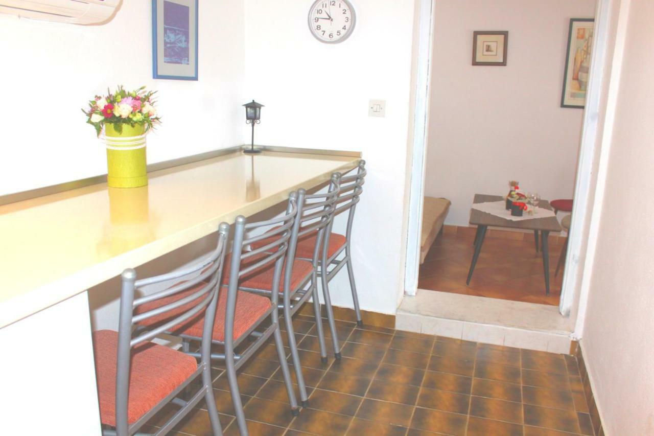 Apartment Monten
